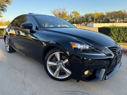 Used 2014 Lexus IS 350 w/ Navigation Package RWD image 1
