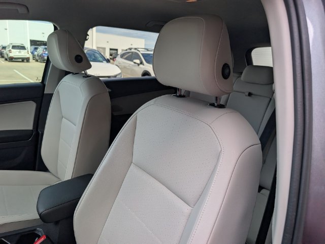 Used 2019 Volkswagen Tiguan SE AWD/4WD image 10