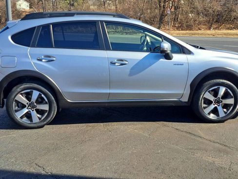 Used 2014 Subaru Crosstrek 2.0i Premium image 3