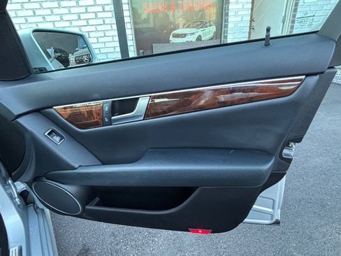 Used 2012 Mercedes-Benz C 250 Sedan image 39