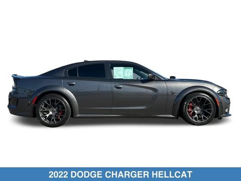 Used 2022 Dodge Charger SRT Hellcat w/ Navigation & Travel Group RWD image 4