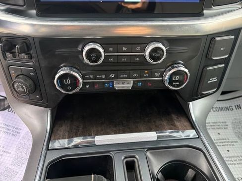 Used 2021 Ford F150 Lariat w/ Equipment Group 502A High image 19