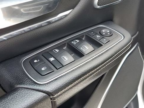 Certified 2023 RAM 1500 Laramie AWD/4WD image 11
