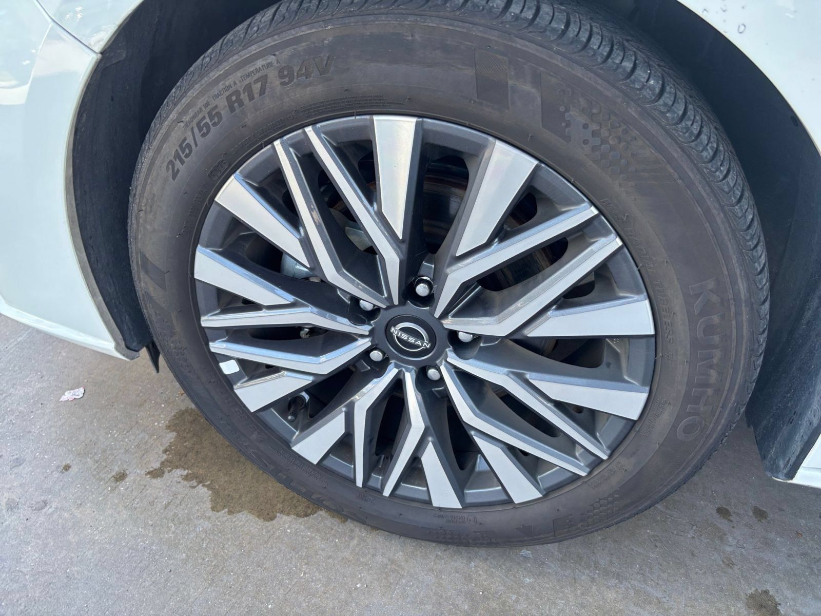 Used 2026 Nissan Altima 2.5 SV FWD image 29