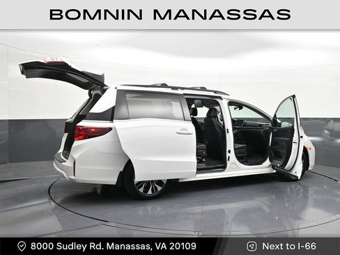 Used 2025 Honda Odyssey Elite image 45