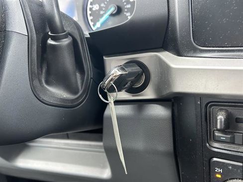 Used 2024 Ford F250 XLT w/ Snow Plow Prep Package image 26