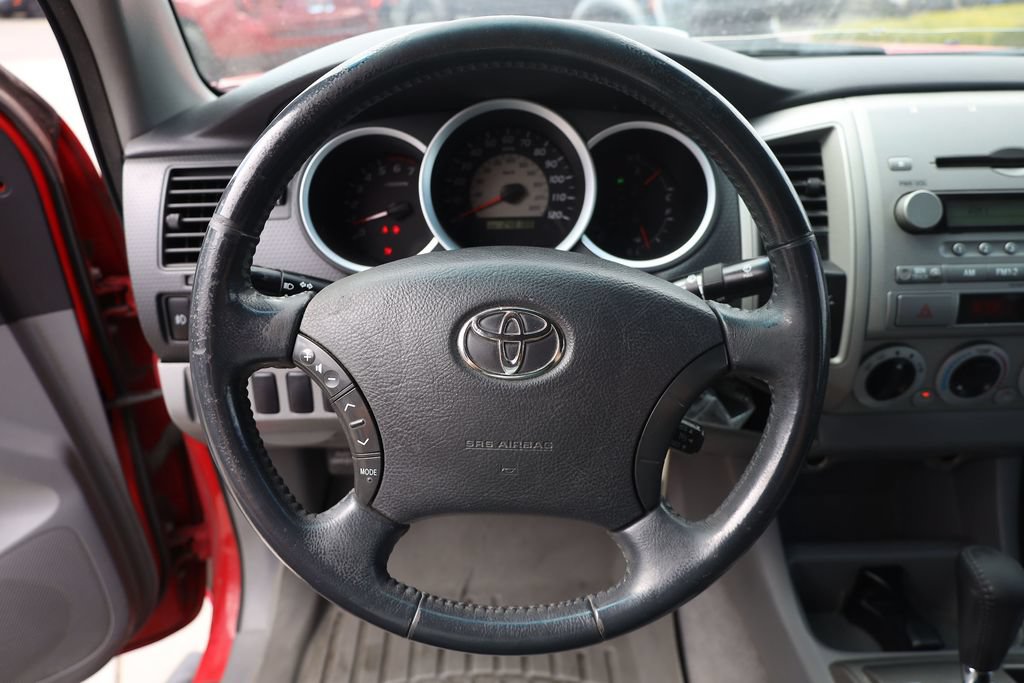 Used 2005 Toyota Tacoma 4x4 Double Cab w/ TRD Off-Road Pkg #2 image 13