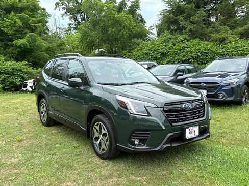 Certified 2024 Subaru Forester Premium AWD/4WD image 7