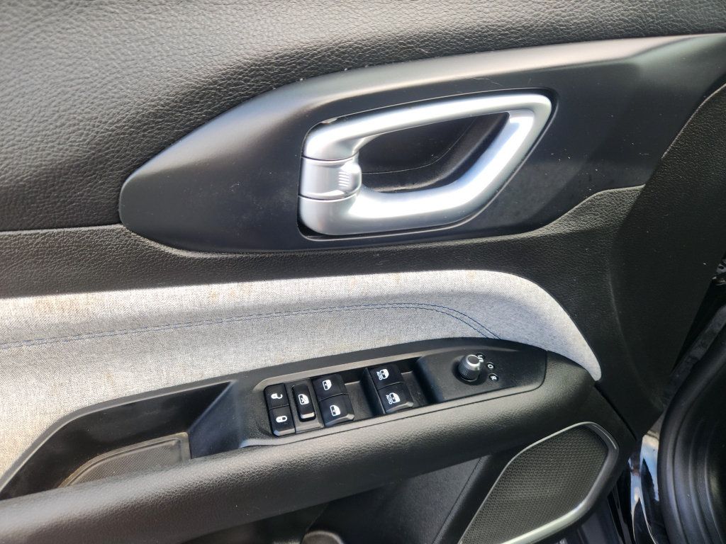 Used 2024 Jeep Compass Sport AWD/4WD image 19