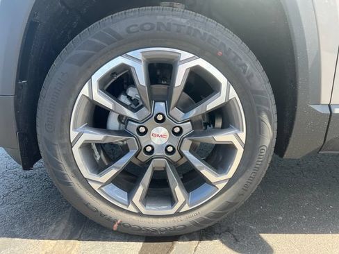 New 2027 GMC Terrain Elevation w/ Elevation Premium Package AWD/4WD image 29