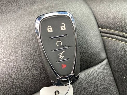 Certified 2023 Chevrolet Traverse LT w/ LT Premium Package image 25