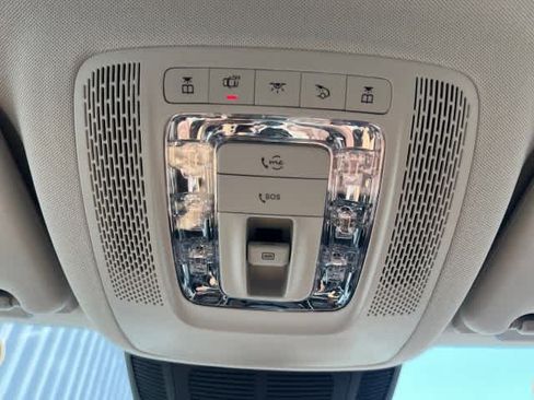 Certified 2024 Mercedes-Benz GLS 450 4MATIC image 31