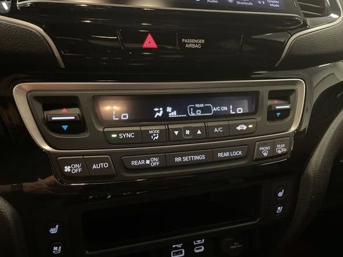 Certified 2024 Honda Ridgeline Black Edition image 19