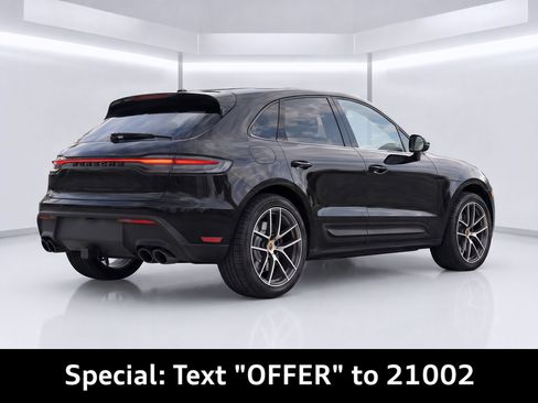 Used 2024 Porsche Macan AWD/4WD image 4