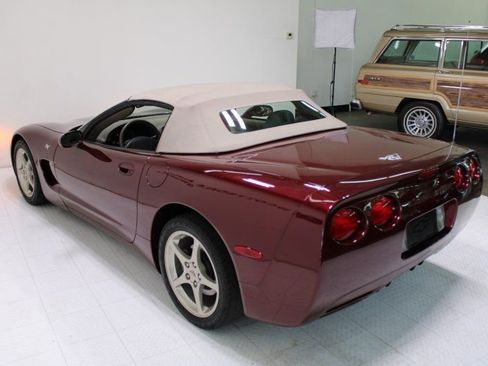 Used 2003 Chevrolet Corvette 50th Anniversary Edition w/ Preferred Equipment Group1 image 14
