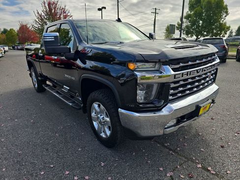 Certified 2020 Chevrolet Silverado 3500 LTZ w/ LTZ Plus Package image 8
