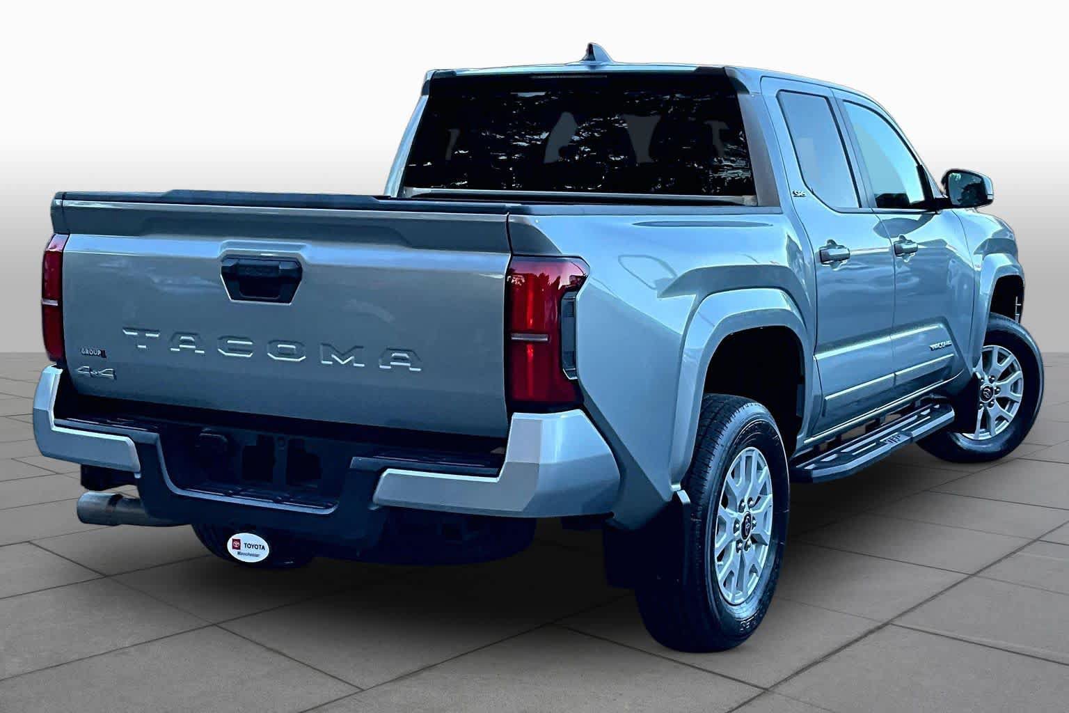 Certified 2026 Toyota Tacoma SR5 AWD/4WD image 13