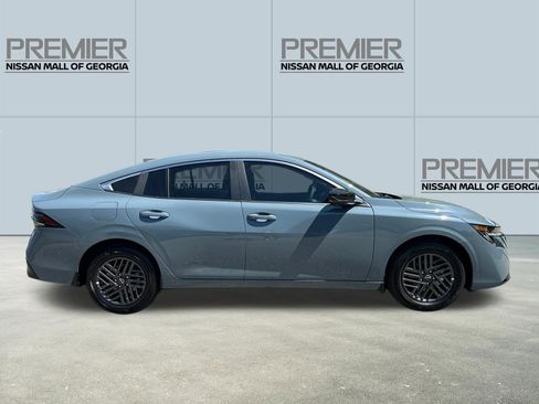 New 2026 Nissan Sentra SV w/ SV Convenience Package FWD image 4