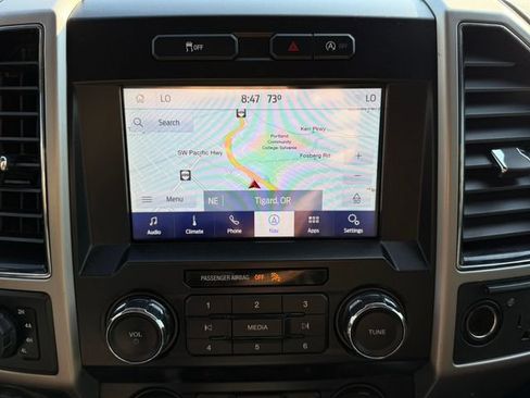 Used 2019 Ford F150 Lariat w/ Trailer Tow Package AWD/4WD image 23