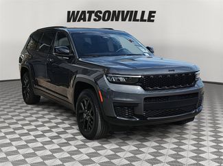 Used 2024 Jeep Grand Cherokee L Laredo image 1