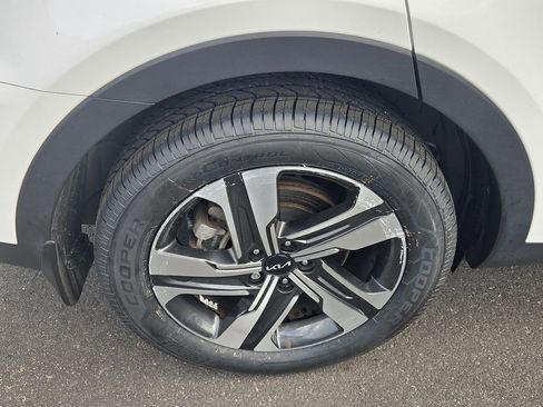 Used 2023 Kia Sorento SX Prestige AWD/4WD image 9