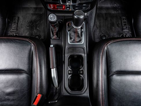 Used 2021 Jeep Gladiator Rubicon image 28