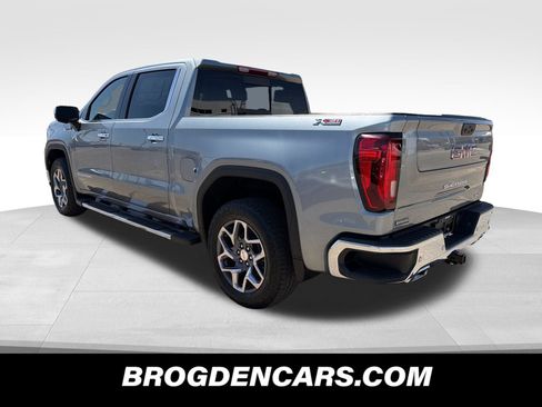 New 2026 GMC Sierra 1500 SLT w/ SLT Premium Package AWD/4WD image 6