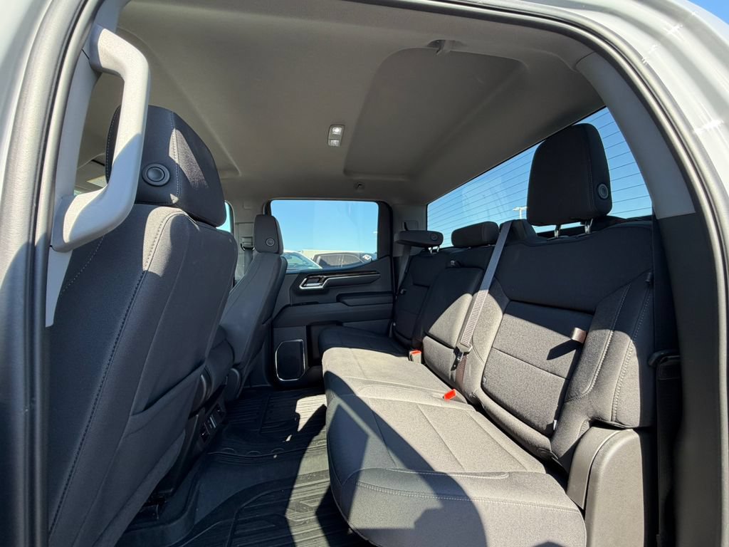 Used 2024 GMC Sierra 1500 Elevation w/ LPO, Elevation Black Package AWD/4WD image 29