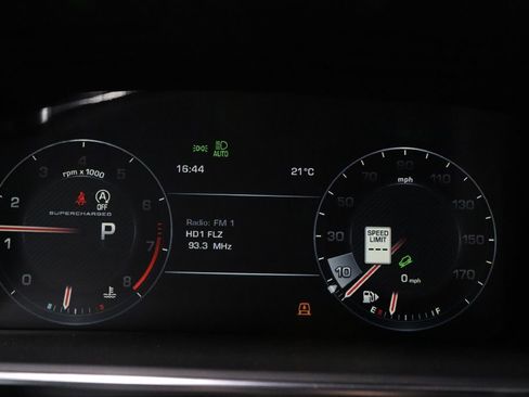 Used 2016 Land Rover Range Rover Long Wheelbase Supercharged image 18