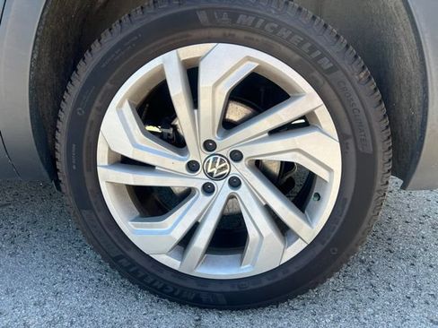 Used 2023 Volkswagen Atlas SE w/ Panoramic Sunroof Package AWD/4WD image 31