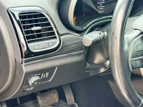 Used 2021 Jeep Grand Cherokee Limited w/ Quick Order Package 28K 80th image 11