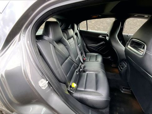 Used 2018 Mercedes-Benz GLA 45 AMG 4MATIC w/ Multimedia Package image 25