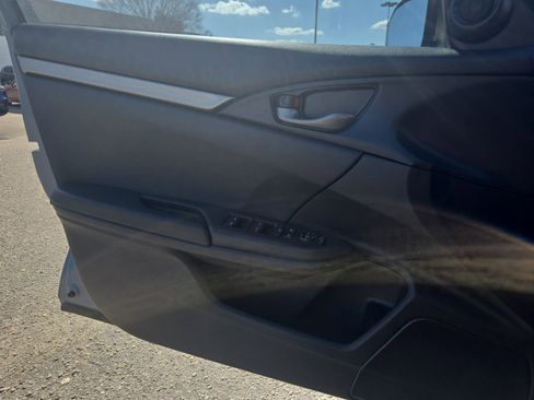 Used 2021 Honda Civic Sport image 26