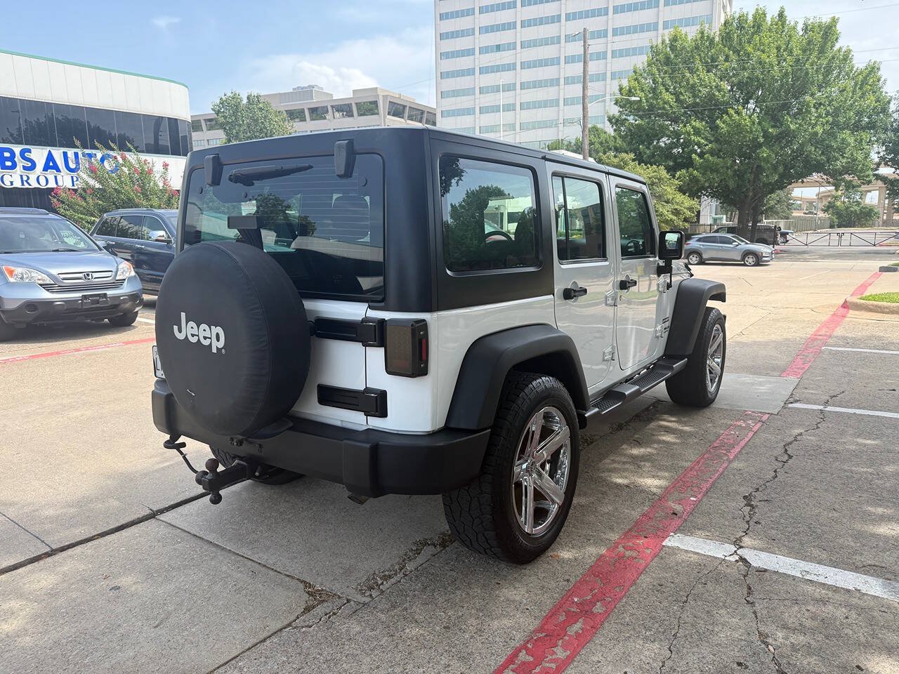 Used 2016 Jeep Wrangler Unlimited Sport w/ Connectivity Group AWD/4WD image 6