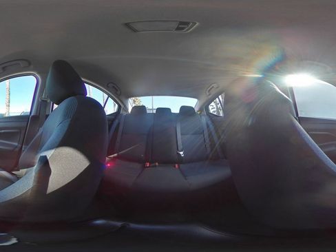 Used 2025 Nissan Versa SV image 40