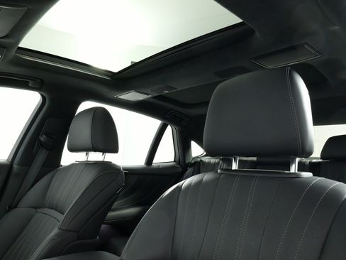 Used 2021 Lexus LS 500 AWD w/ Interior Upgrade Package image 33