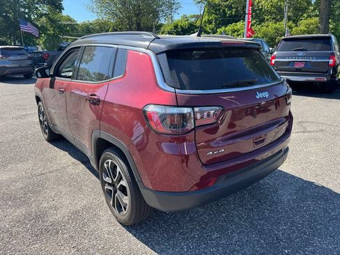 Used 2022 Jeep Compass Limited AWD/4WD image 3