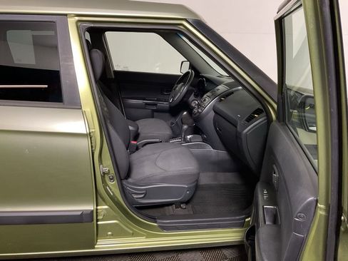 Used 2010 Kia Soul + w/ Audio Pkg image 27