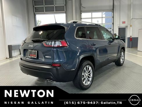 Used 2021 Jeep Cherokee Latitude Lux w/ Comfort/Convenience Group AWD/4WD image 25