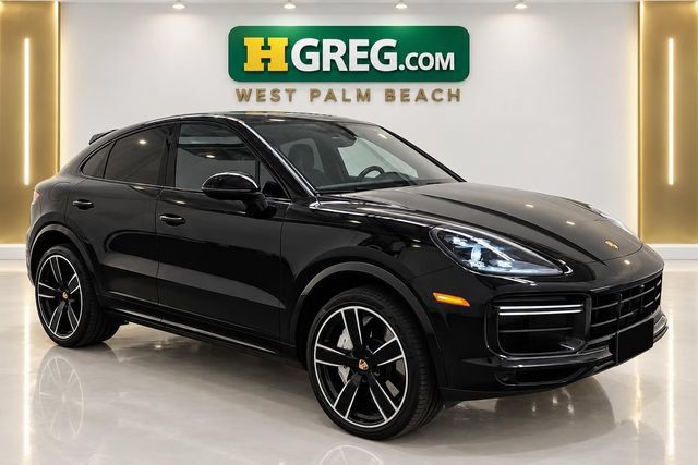 Used 2023 Porsche Cayenne Turbo w/ Premium Package Plus (PI3) AWD/4WD image 4