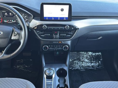 Certified 2022 Ford Escape SE w/ Convenience Package image 9