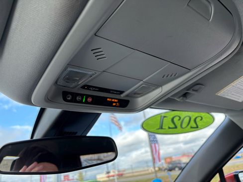 Used 2021 Chevrolet Blazer LT image 28