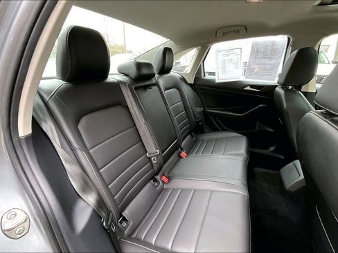 Used 2021 Volkswagen Jetta SE image 20