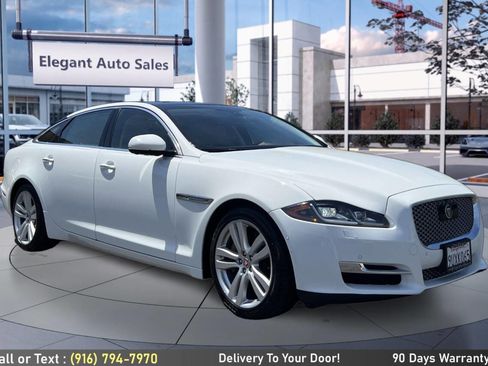 Used 2016 Jaguar XJ L Portfolio RWD image 3