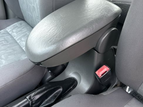 Used 2005 Ford Focus SE image 21