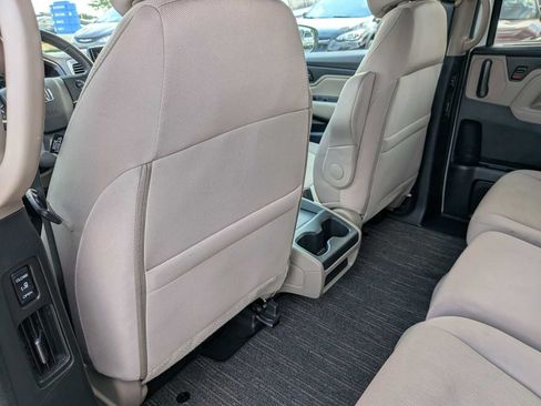 Used 2024 Honda Odyssey EX image 17