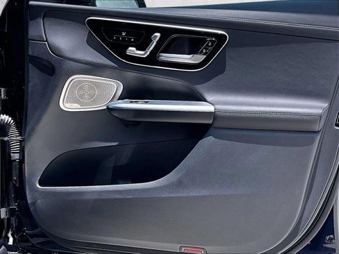 Certified 2024 Mercedes-Benz GLC 300 image 19