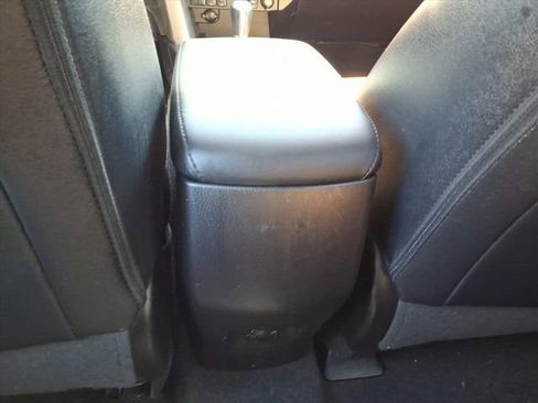 Used 2017 Toyota RAV4 Limited image 14