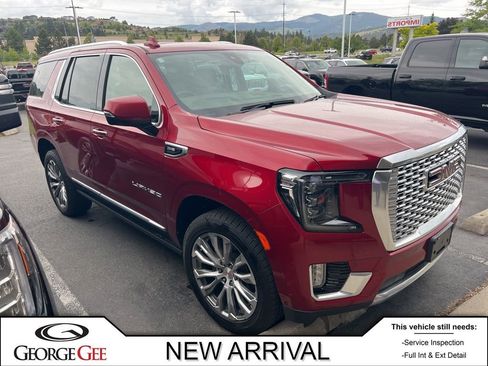 Used 2021 GMC Yukon Denali w/ Denali Premium Package AWD/4WD image 1