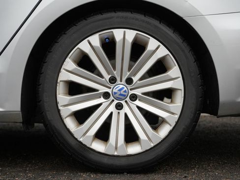 Used 2012 Volkswagen Passat 2.5 SE image 14